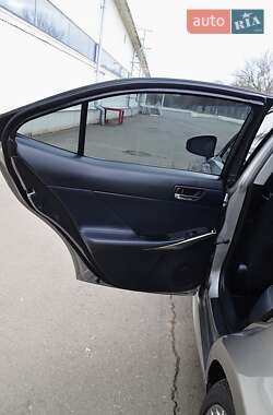 Седан Lexus IS 2013 в Білгороді-Дністровському