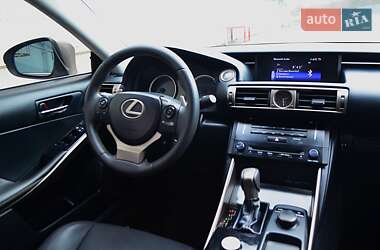 Седан Lexus IS 2013 в Білгороді-Дністровському