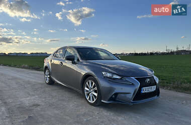Седан Lexus IS 2014 в 