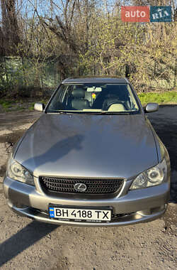 Универсал Lexus IS 2003 в 