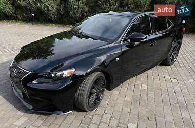 Седан Lexus IS 2014 в 