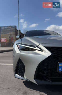Седан Lexus IS 2023 в Днепре