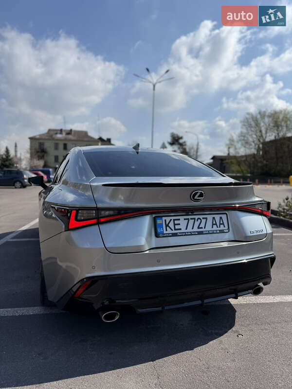 Седан Lexus IS 2023 в Дніпрі фото 19 Седан Lexus IS 2023 в Дніпрі