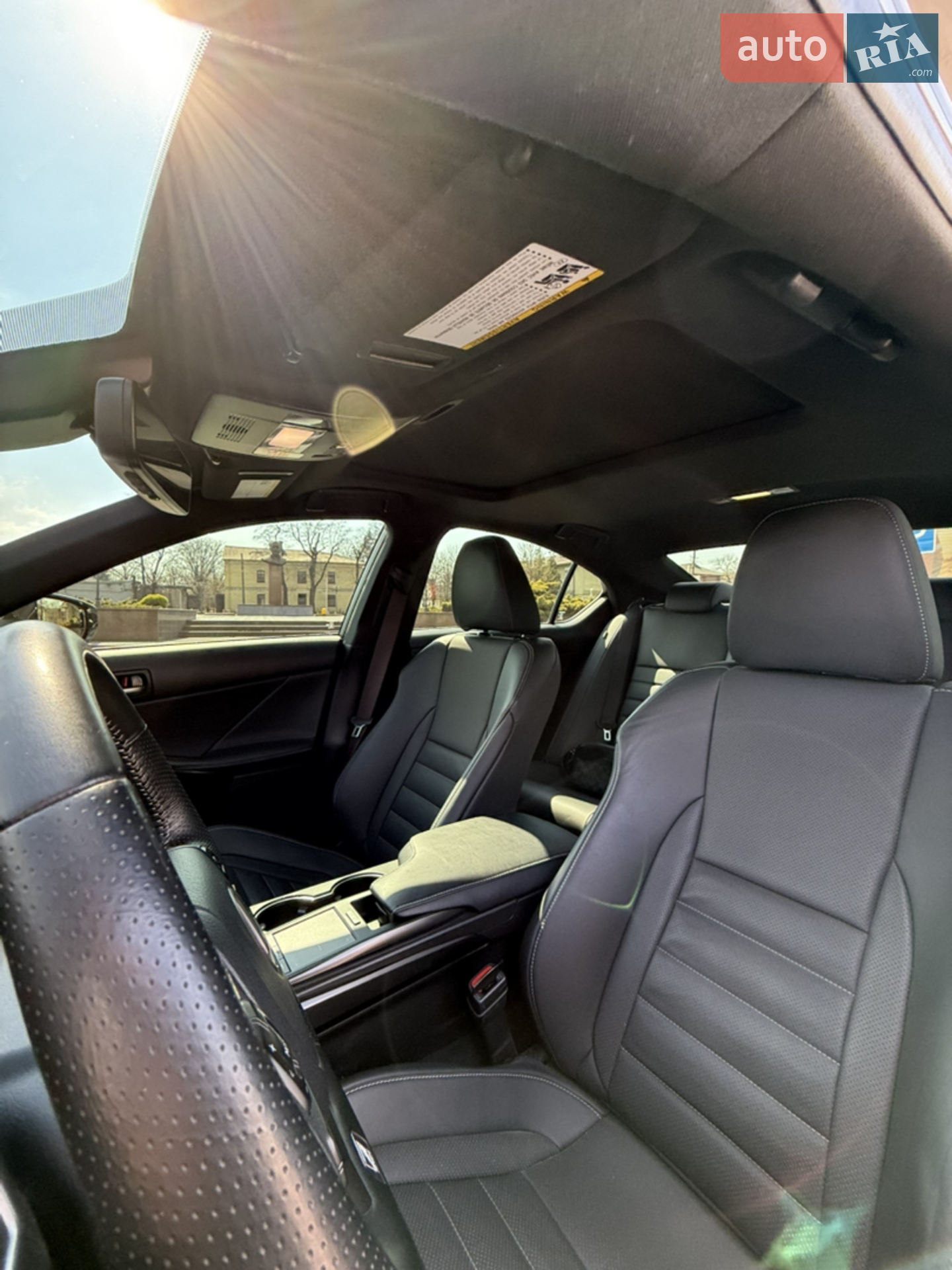 2023 Lexus IS - мініатюра 27