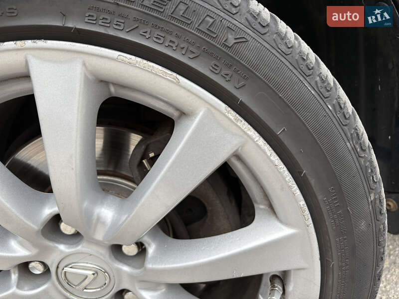 Седан Lexus IS 2006 в Днепре