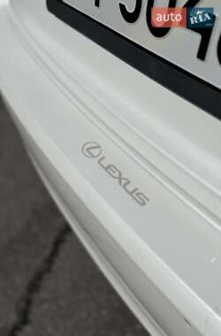 Седан Lexus IS 2013 в 