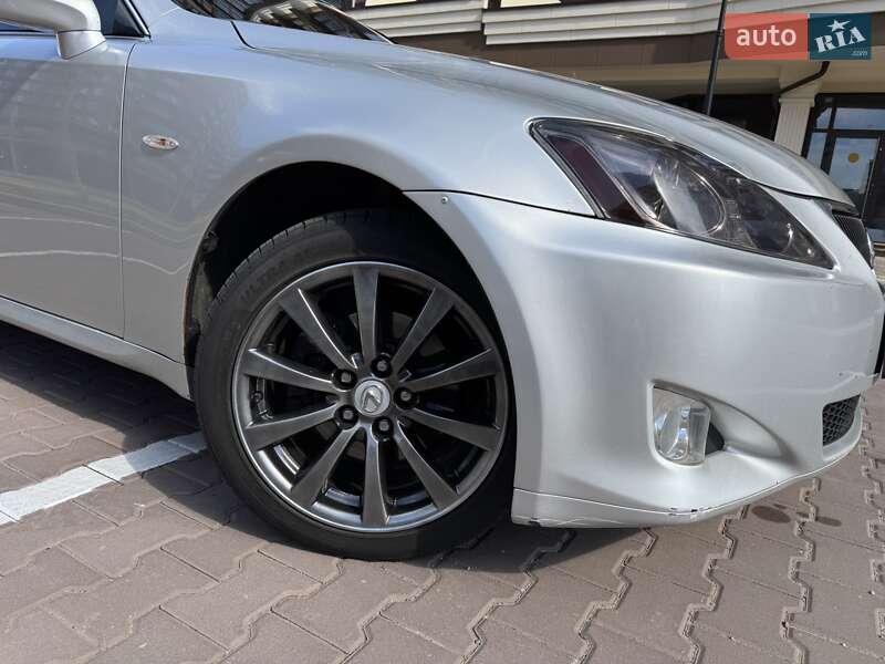 Седан Lexus IS 2007 в Києві