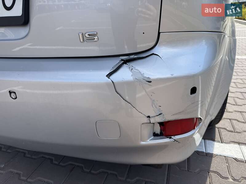 Седан Lexus IS 2007 в Києві