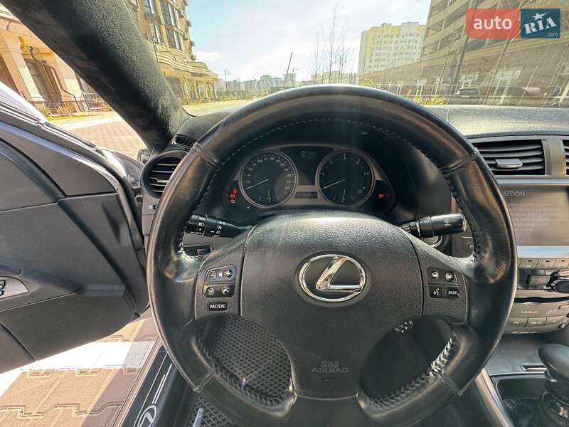 Седан Lexus IS 2007 в Києві