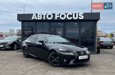 Седан Lexus IS 2014 в 