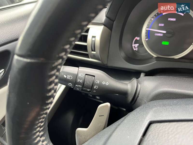 Седан Lexus IS 2014 в Киеве