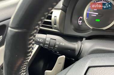 Седан Lexus IS 2014 в 