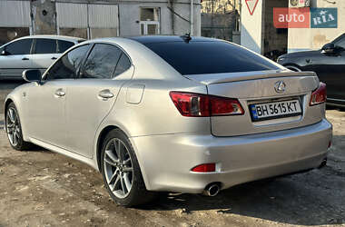 Седан Lexus IS 2012 в 