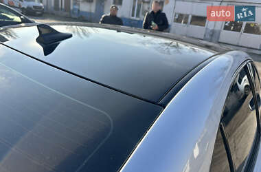 Седан Lexus IS 2012 в 