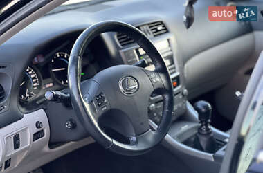 Седан Lexus IS 2009 в 