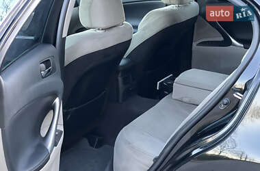Седан Lexus IS 2009 в 