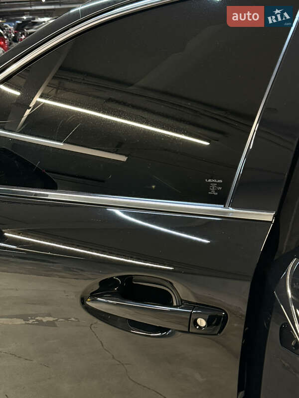 Седан Lexus IS 2016 в Днепре