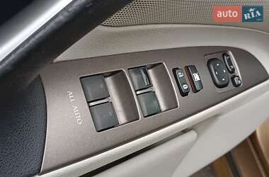 Седан Lexus IS 2009 в 