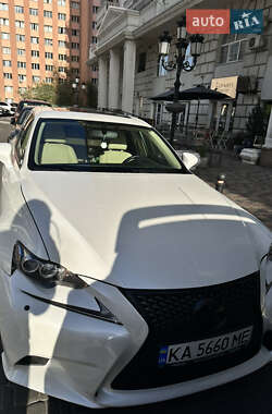 Седан Lexus IS 2014 в 
