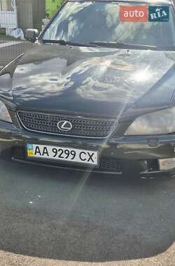Седан Lexus IS 2004 в Києві