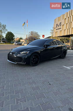 Седан Lexus IS 2019 в 