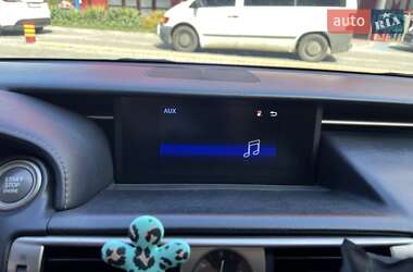 Седан Lexus IS 2013 в 