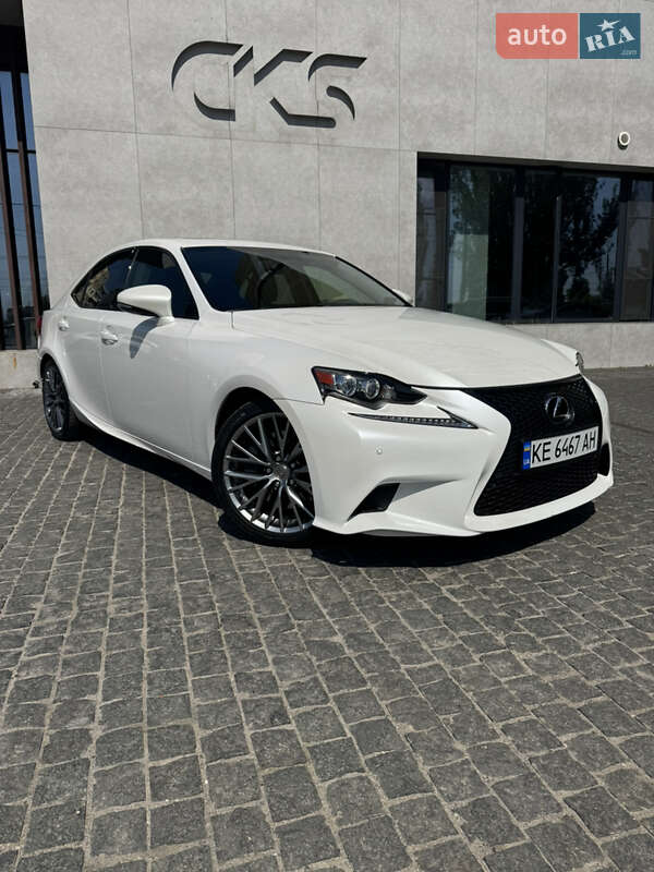 Седан Lexus IS 2016 в Дніпрі