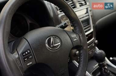 Седан Lexus IS 2007 в 