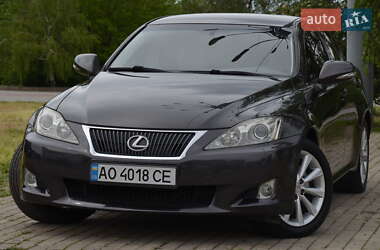 Седан Lexus IS 2010 в 