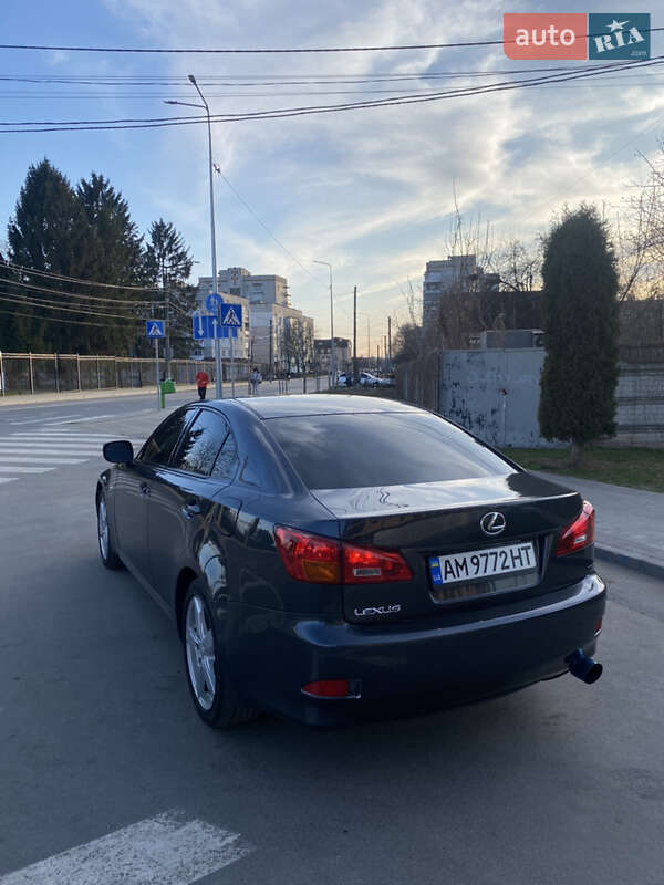 Седан Lexus IS 2005 в Звягелі фото 11 Седан Lexus IS 2005 в Звягелі