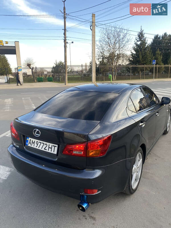 Седан Lexus IS 2005 в Звягелі фото 12 Седан Lexus IS 2005 в Звягелі