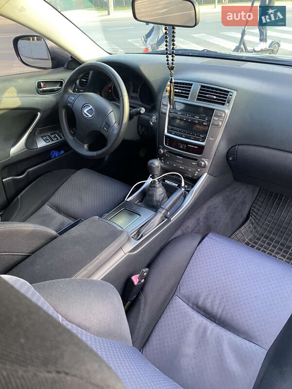 Седан Lexus IS 2005 в Звягелі фото 17 Седан Lexus IS 2005 в Звягелі