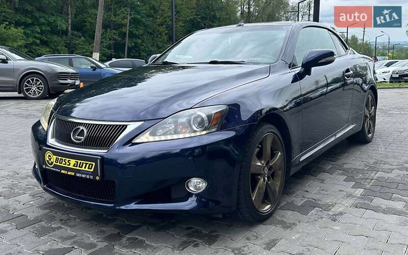 Кабриолет Lexus IS 2011 в Черновцах