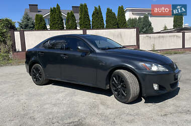Седан Lexus IS 2005 в 