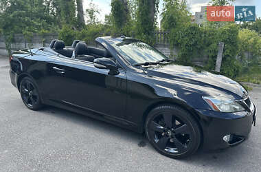 Кабриолет Lexus IS 2010 в 