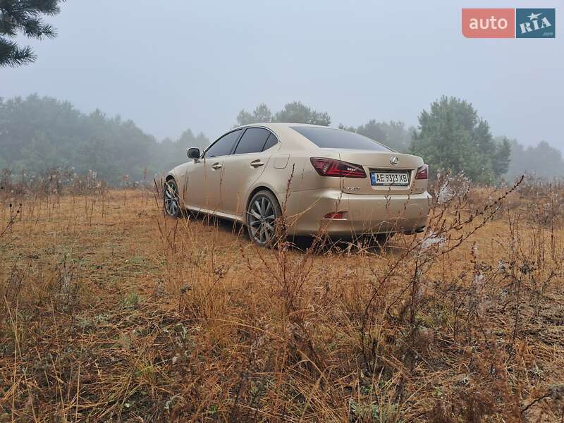 Седан Lexus IS 2006 в Дніпрі