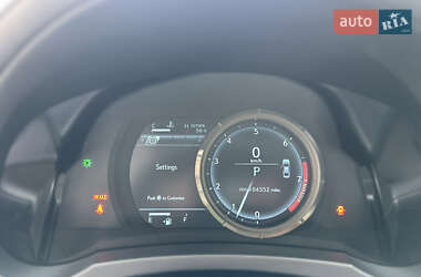 Седан Lexus IS 2013 в 