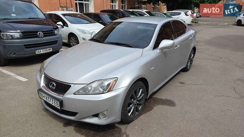 Седан Lexus IS 2007 в 