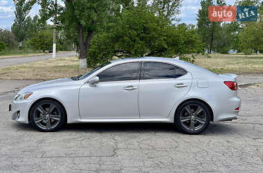 Седан Lexus IS 2011 в 
