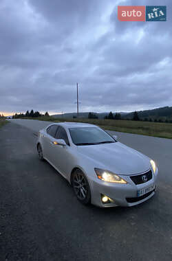 Седан Lexus IS 2010 в 