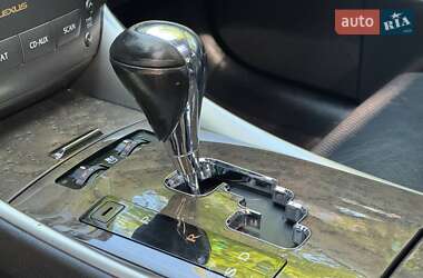 Седан Lexus IS 2012 в 