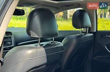 Седан Lexus IS 2012 в 