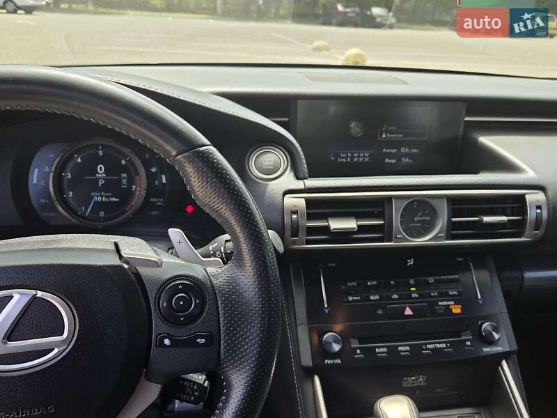Седан Lexus IS 2013 в Киеве фото 10 Седан Lexus IS 2013 в Киеве
