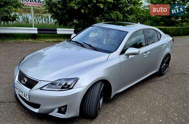 Седан Lexus IS 2010 в 
