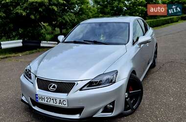 Седан Lexus IS 2010 в 