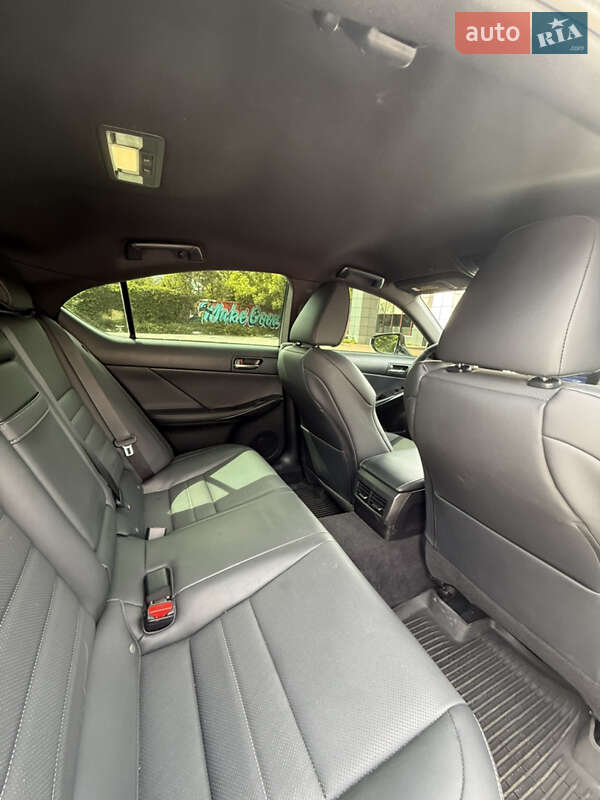 Седан Lexus IS 2021 в Харькове фото 10 Седан Lexus IS 2021 в Харькове