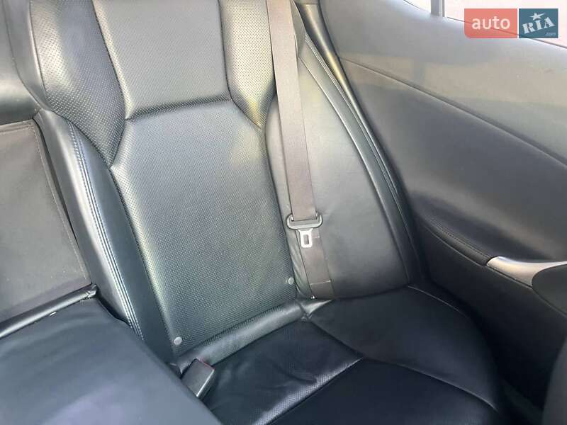 Седан Lexus IS 2008 в Києві