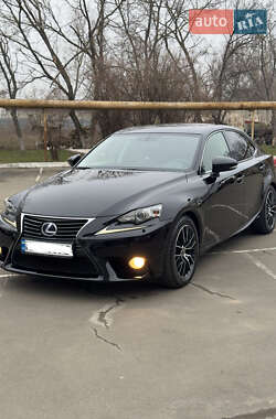 Седан Lexus IS 2014 в 