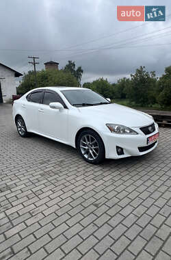 Седан Lexus IS 2012 в 