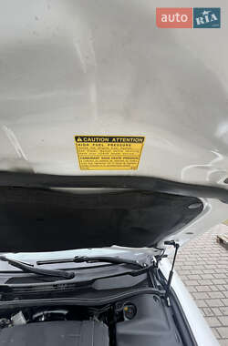 Седан Lexus IS 2012 в 